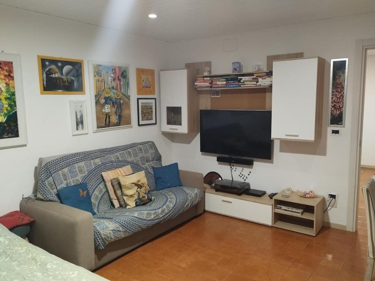 Piccolo Attico Apartment Lecce Bagian luar foto